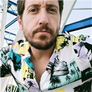 Profesor de dibujo y pintura imparte clases personas de todas las edades. Estudio ubicado en las Delicias